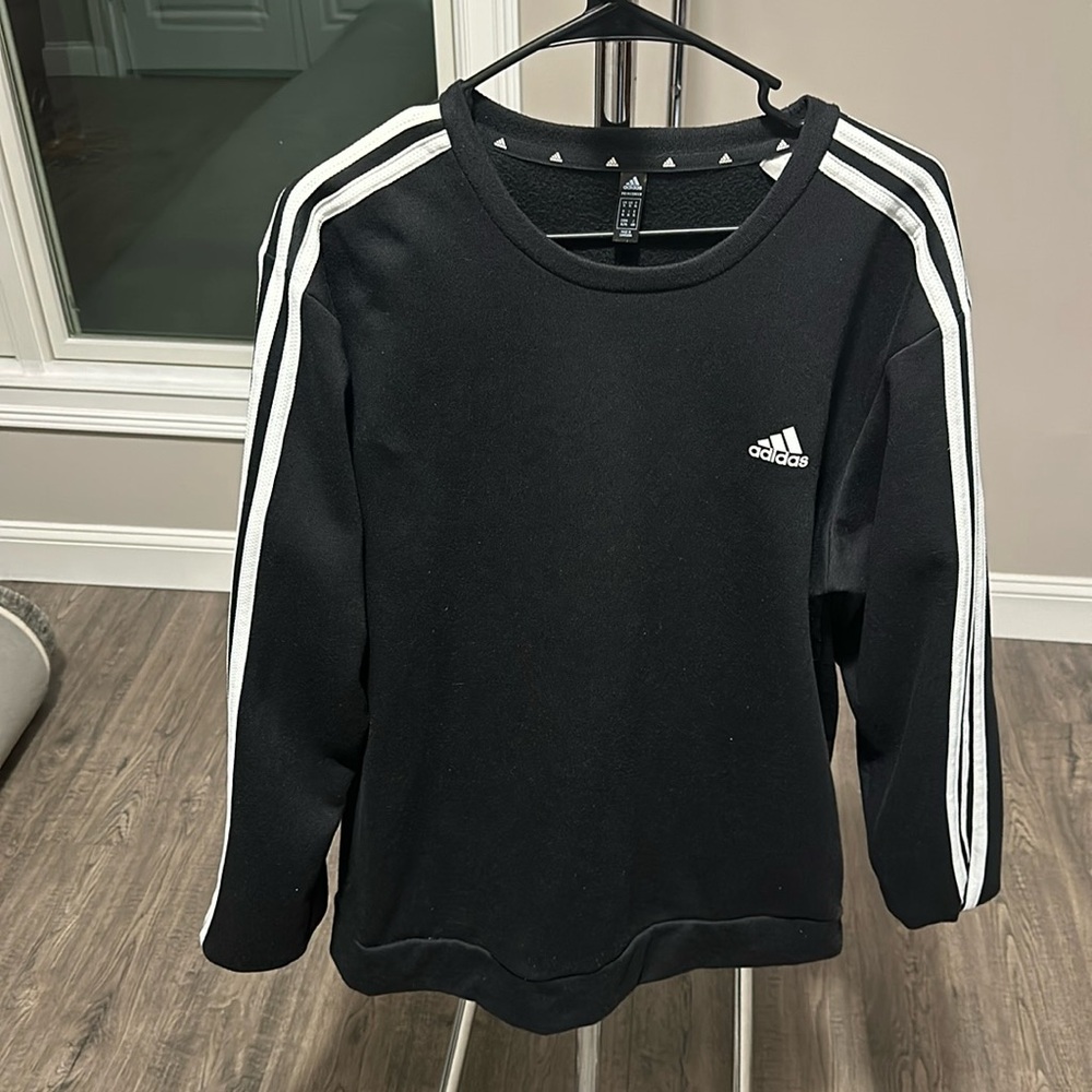 Men’s adidas sweatshirt size XL